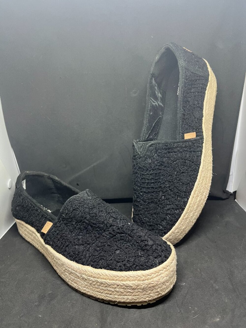 Womans Toms